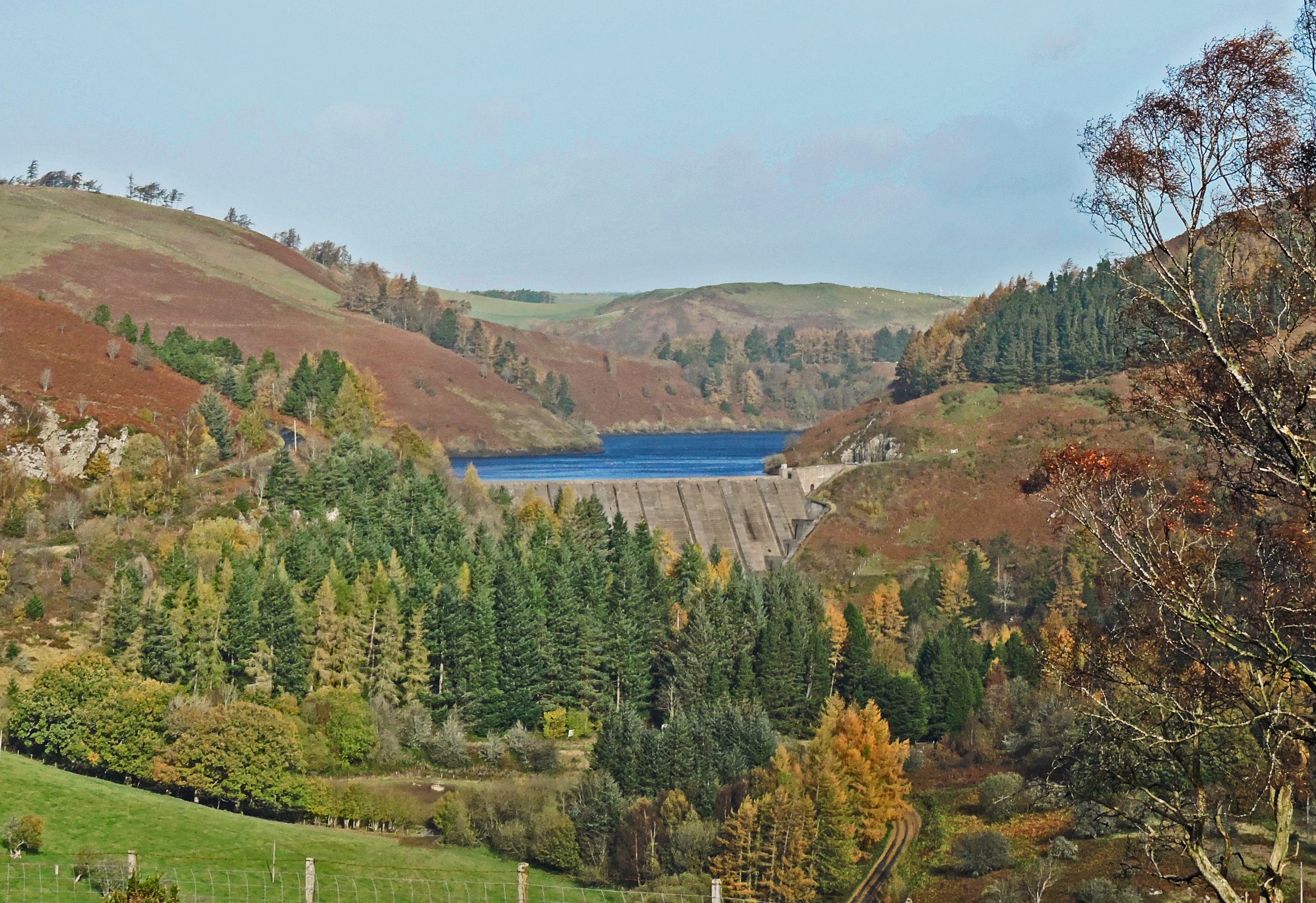 CLYWEDOG DAM IN AUTUMN Bill Bagley Photography